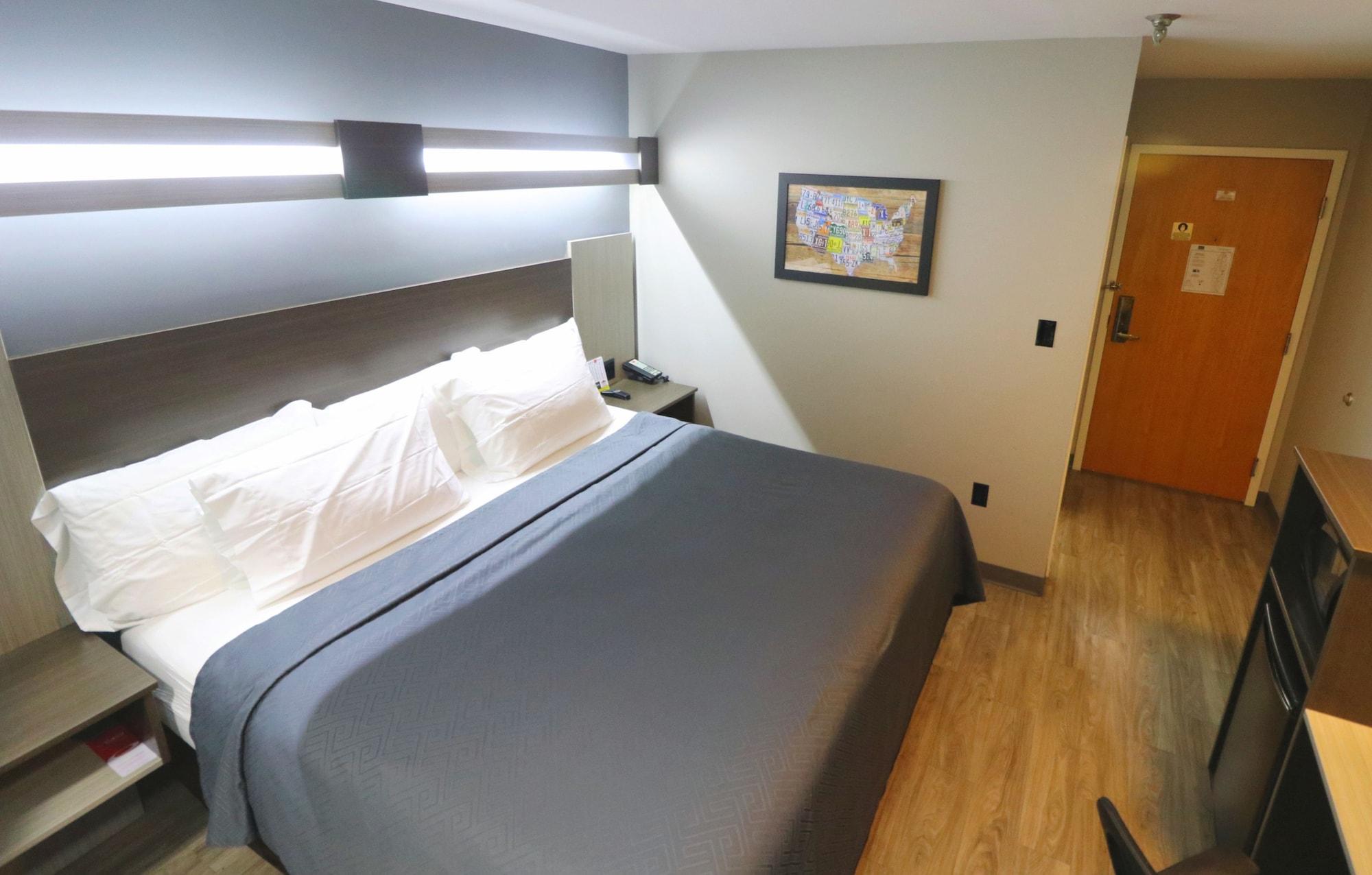 Econo / Pigeon Forge Hotel 2*